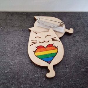 Kissa rintakoru / pinssi / reppukoru – Pride!